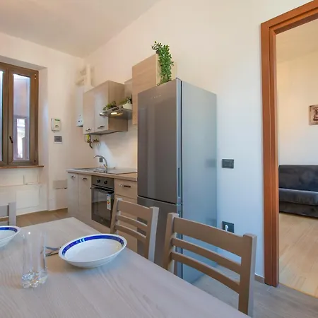 Cantikhouse - Free Wifi & Smartv *