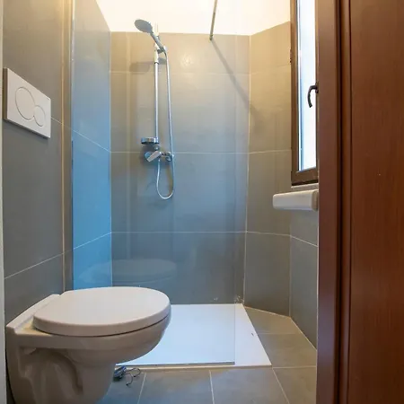 Cantikhouse - Free Wifi & Smartv Apartman Verona